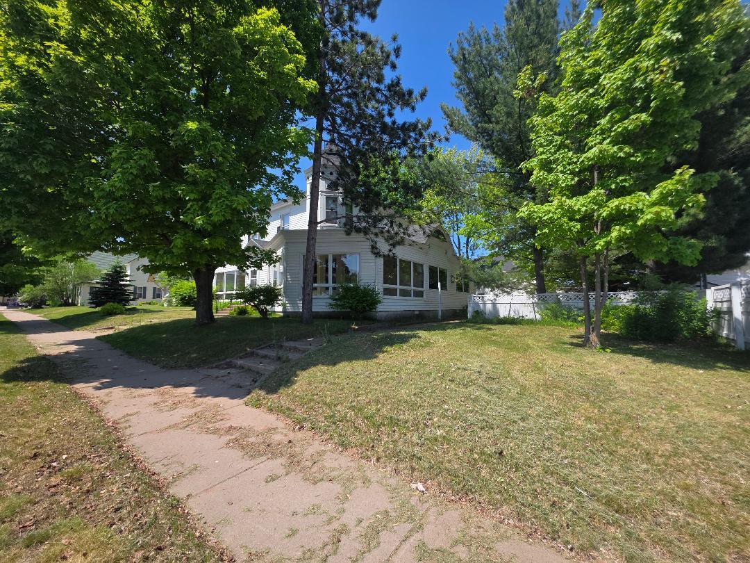 9 4th Avenue Shell Lake, WI 54871 - Photo 9 of 45