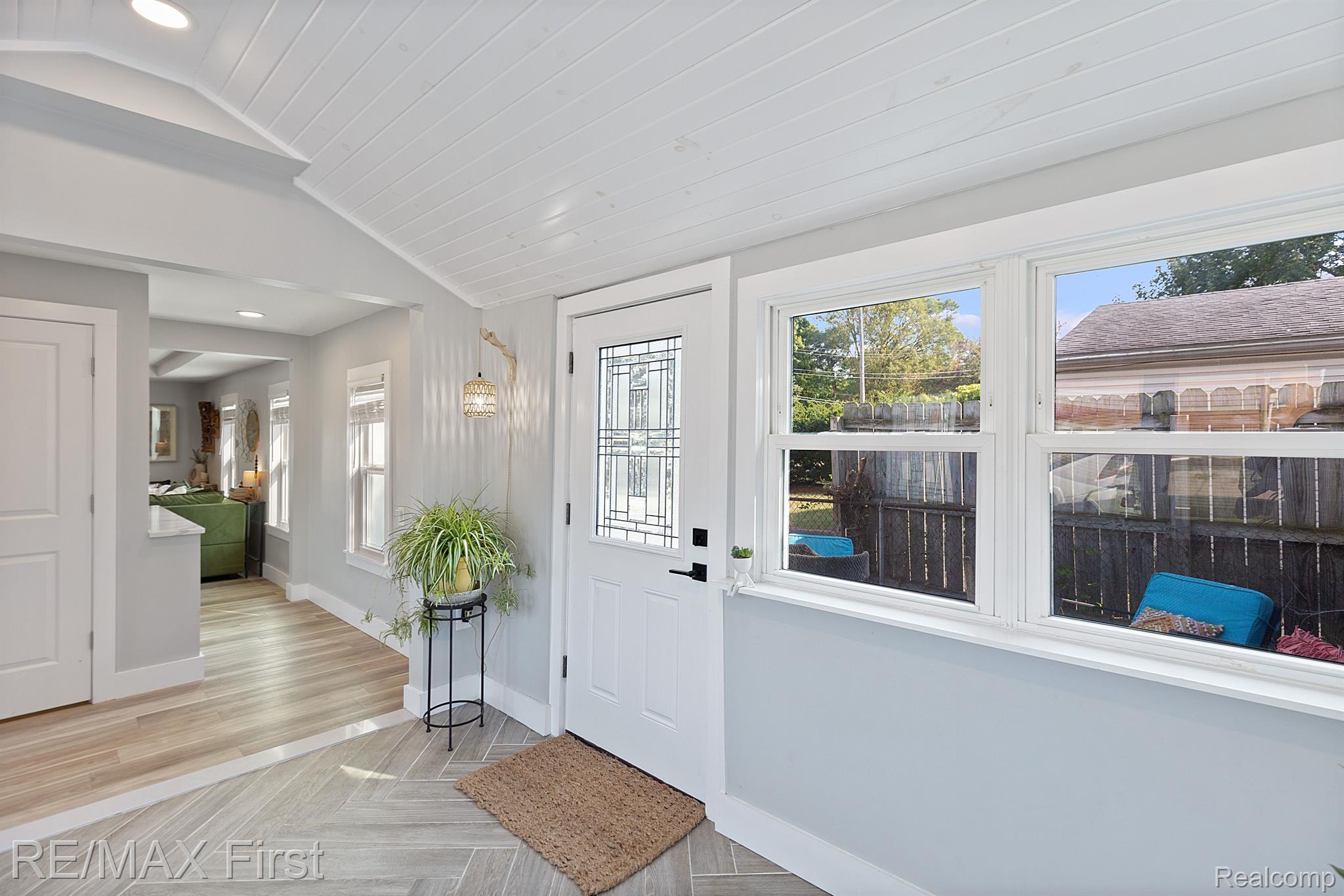 2931 South Rochester Road Royal Oak, MI 48073 - Photo 5 of 24 Gallery Image 5