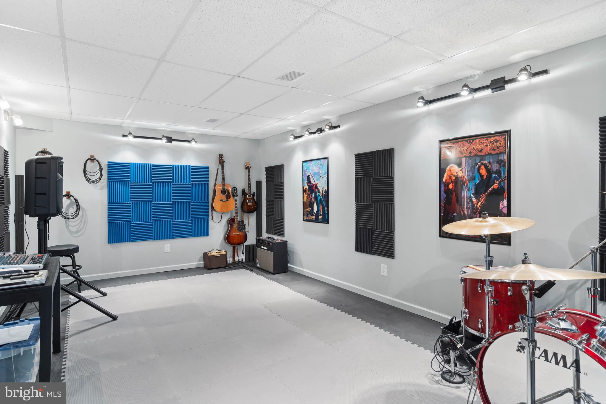 32876 Ocean Reach Lewes, DE 19958 - Photo 48 of 68 a view of a room with gym equipment