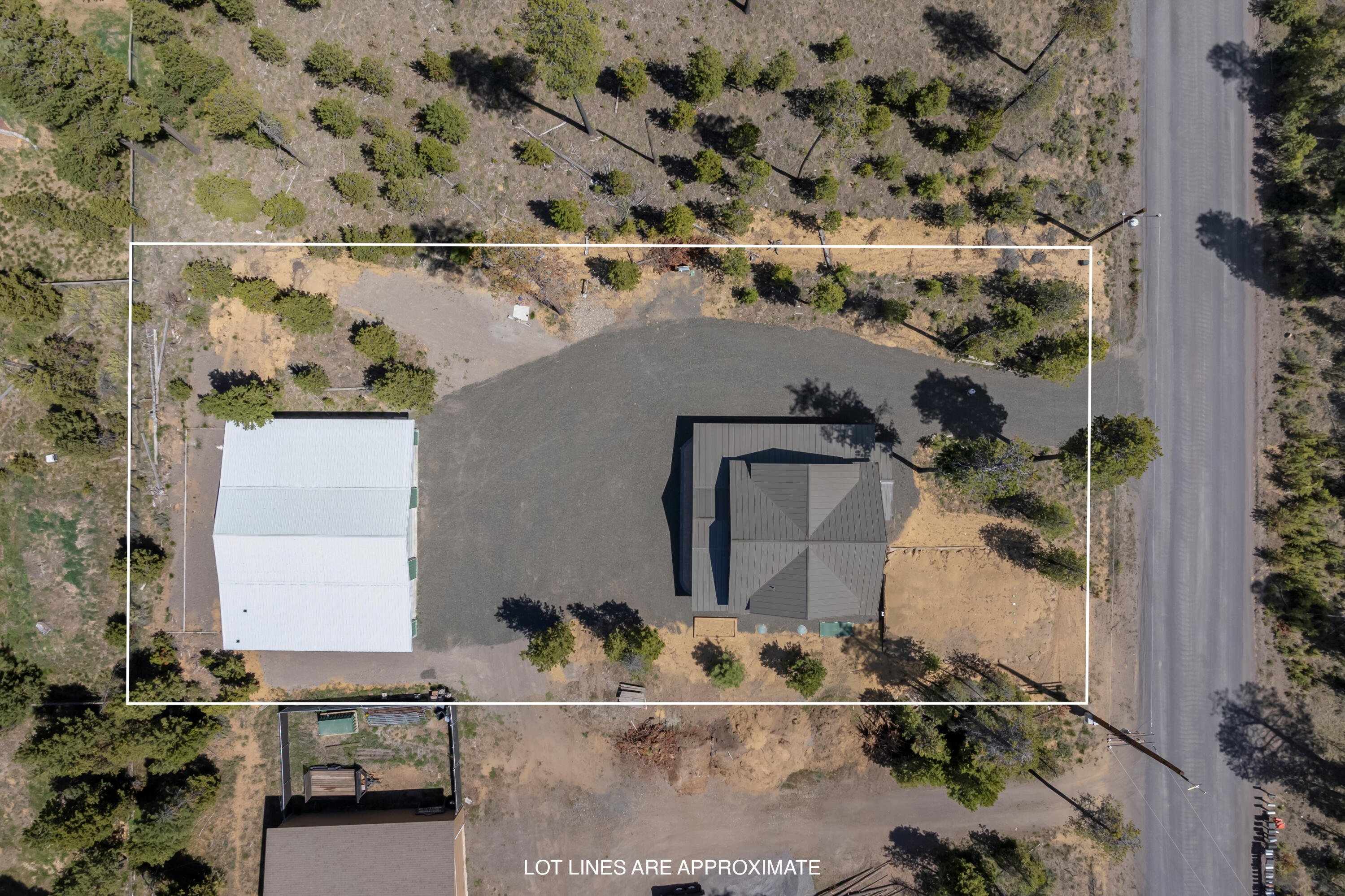 16932 Upland Road Bend, OR 97707 - Photo 36 of 38