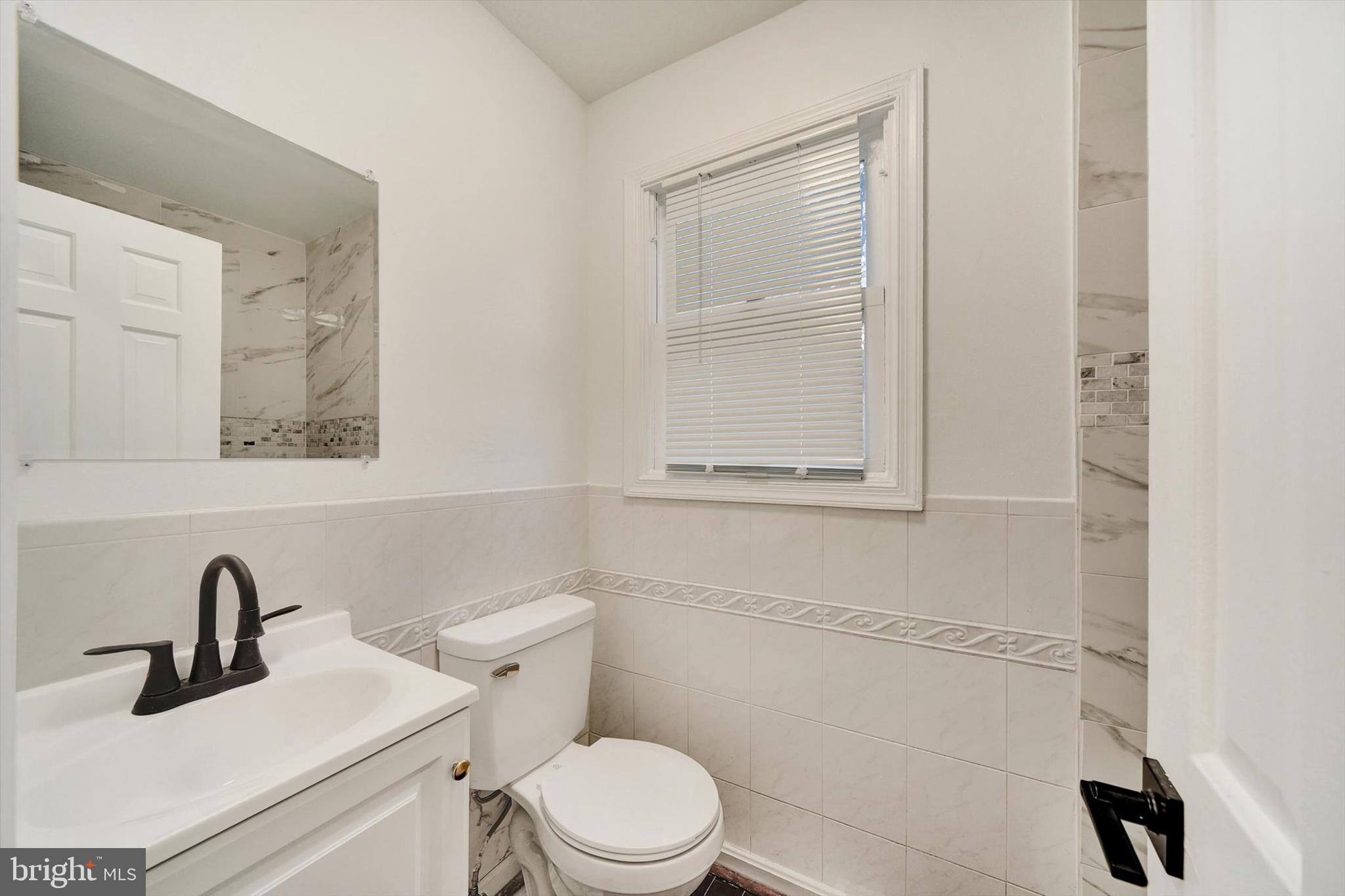 2516 Baublitz Road Reisterstown, MD 21136 - Photo 17 of 45 Main level full bath