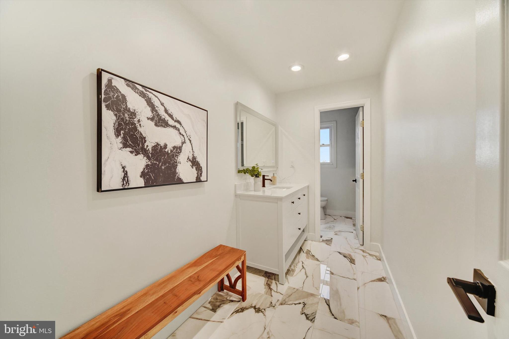 2516 Baublitz Road Reisterstown, MD 21136 - Photo 30 of 45 Upper level full bath