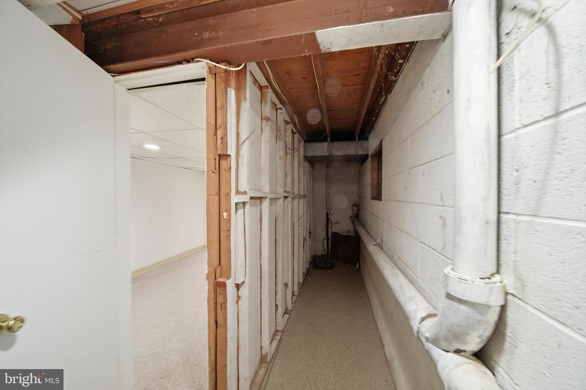 2516 Baublitz Road Reisterstown, MD 21136 - Photo 33 of 45 Ample storage