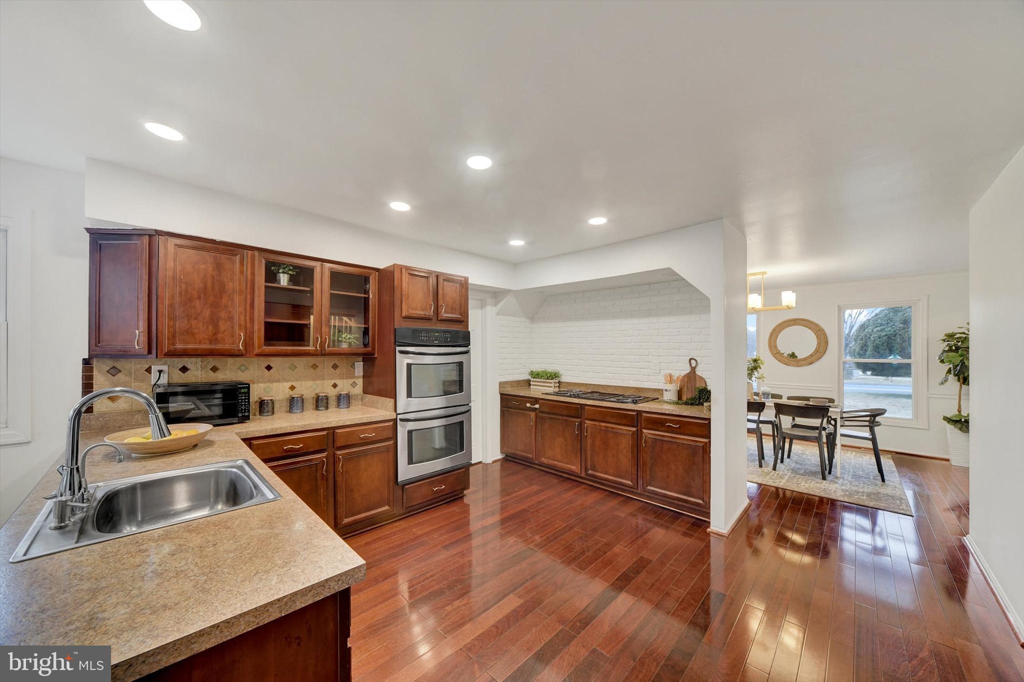 2516 Baublitz Road Reisterstown, MD 21136 - Photo 10 of 45 Spacious kitchen