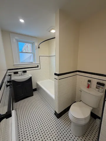 $3,600 | 7 Atlantic Street, Unit 3, Lynn, MA 01902