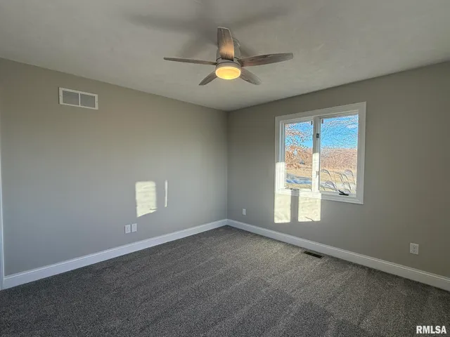 $329,900 | 2832 Highway 17, Galva, IL 61434