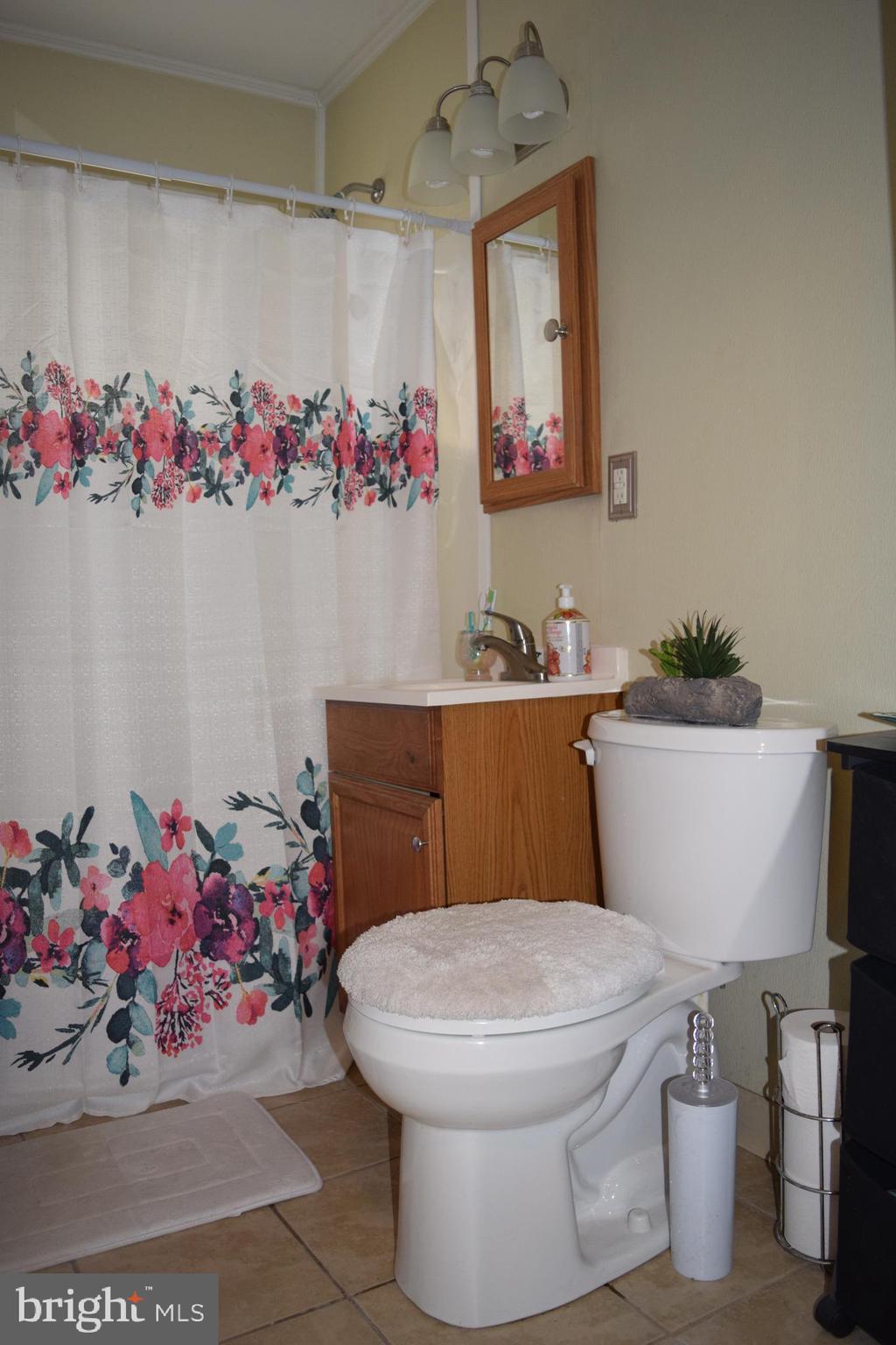 9233 Treaty Road Philadelphia, PA 19114 - Photo 11 of 19 Gallery Image 11