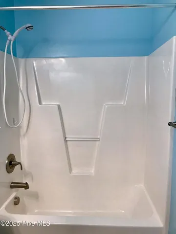 $1,550 | 222 Stone Point Lane, Jacksonville, NC 28540