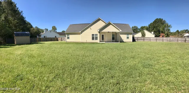 $1,550 | 222 Stone Point Lane, Jacksonville, NC 28540