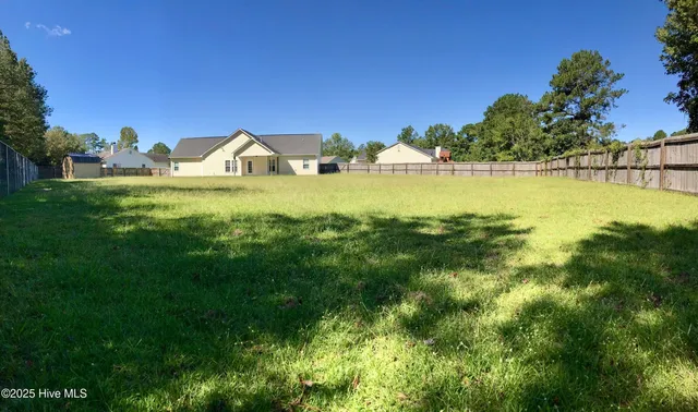 $1,550 | 222 Stone Point Lane, Jacksonville, NC 28540