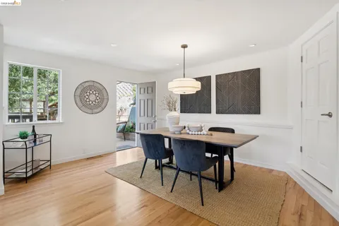 $995,000 | 2170 Arrowhead Drive, Oakland, CA 94611