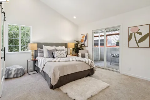 $995,000 | 2170 Arrowhead Drive, Oakland, CA 94611