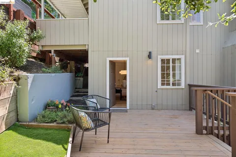 $995,000 | 2170 Arrowhead Drive, Oakland, CA 94611