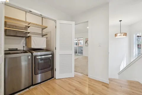 $995,000 | 2170 Arrowhead Drive, Oakland, CA 94611