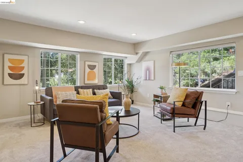 $995,000 | 2170 Arrowhead Drive, Oakland, CA 94611