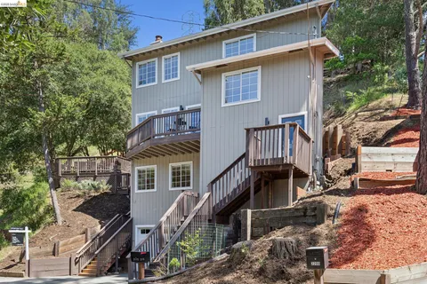 $995,000 | 2170 Arrowhead Drive, Oakland, CA 94611