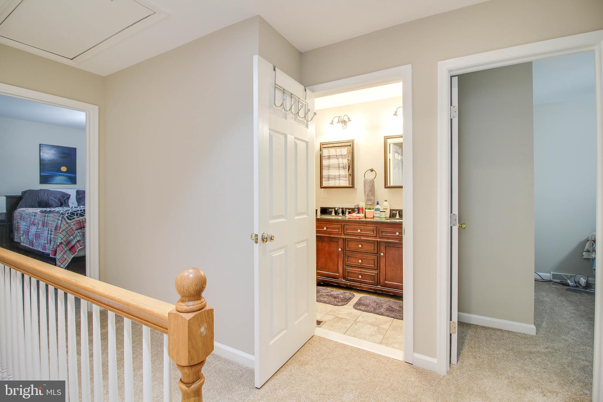 708 Dorchester Road Baltimore, MD 21229 - Photo 27 of 50 view from steps/hallway