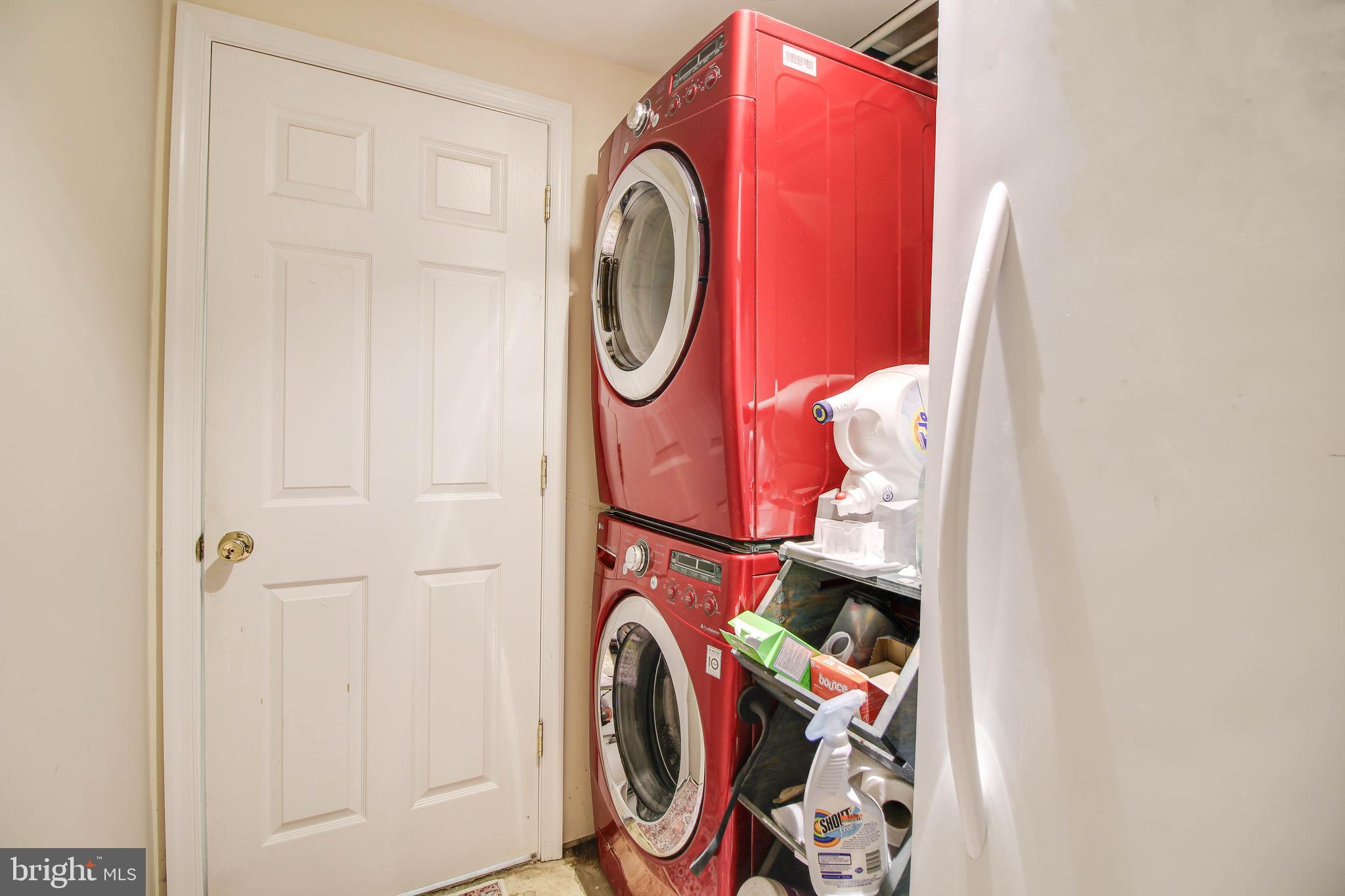 708 Dorchester Road Baltimore, MD 21229 - Photo 31 of 50 stackable washer and dryer