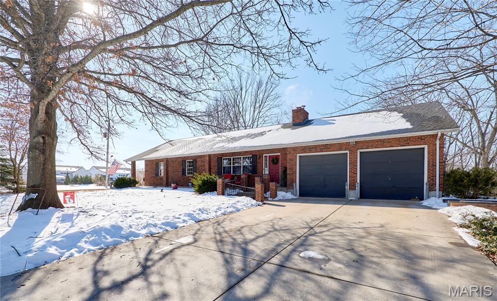 1825 South Henke Road Lake St. Louis, MO 63367 - Photo 2 of 67