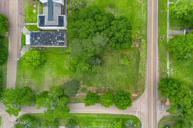 $39,500 | 200 South Fir Avenue, Collins, MS 39428