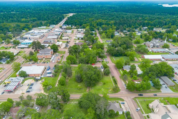 $45,000 | 200 South Fir Avenue, Collins, MS 39428