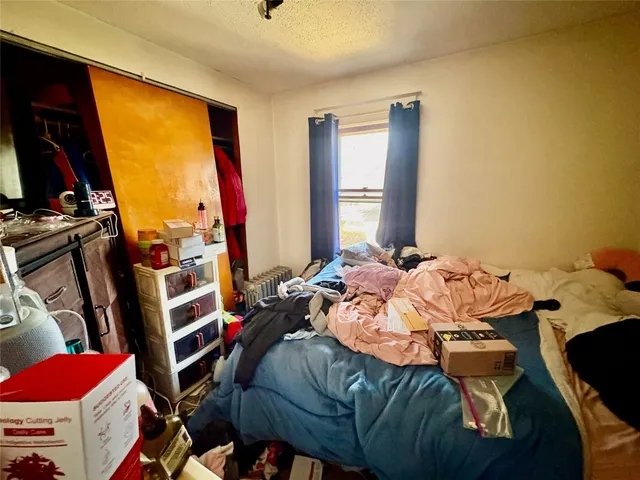 $179,900 | 215 Oak Hill Avenue, Endicott, NY 13760