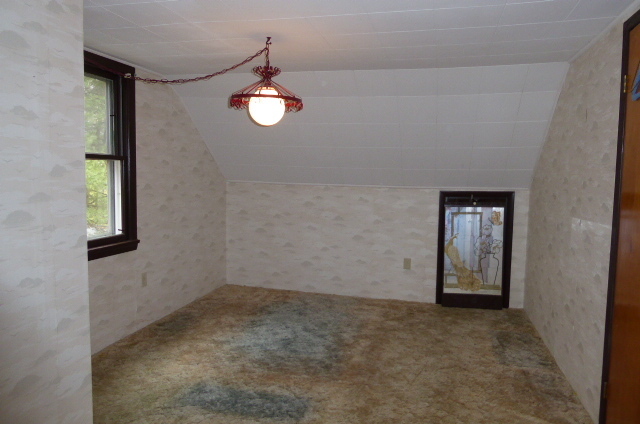 21 Schroback Road Plymouth, CT 06782 - Photo 14 of 22 an empty room with a window