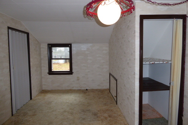 21 Schroback Road Plymouth, CT 06782 - Photo 15 of 22 an empty room with windows