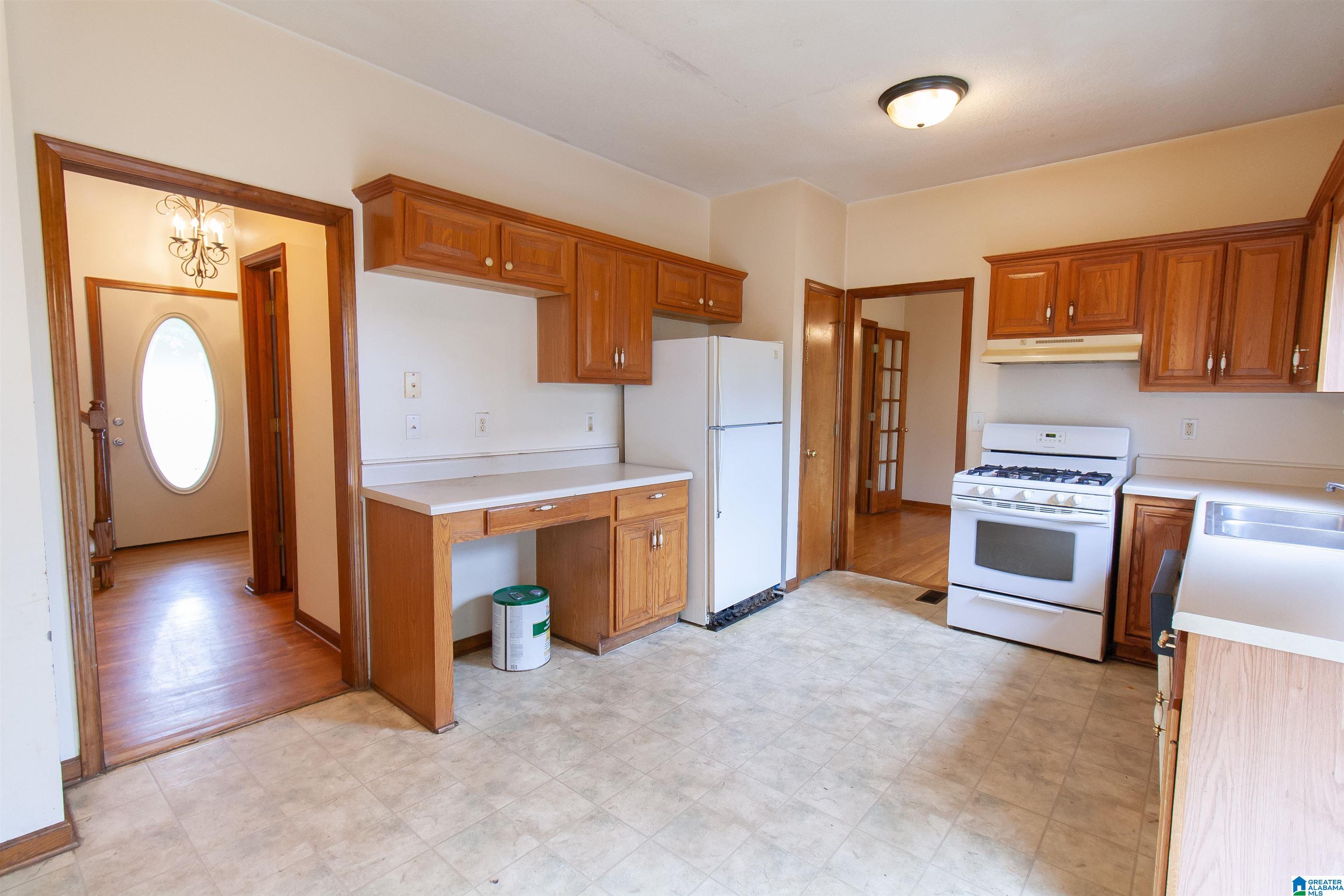 2904 Pinetree Street Moody, AL 35004 - Photo 9 of 21