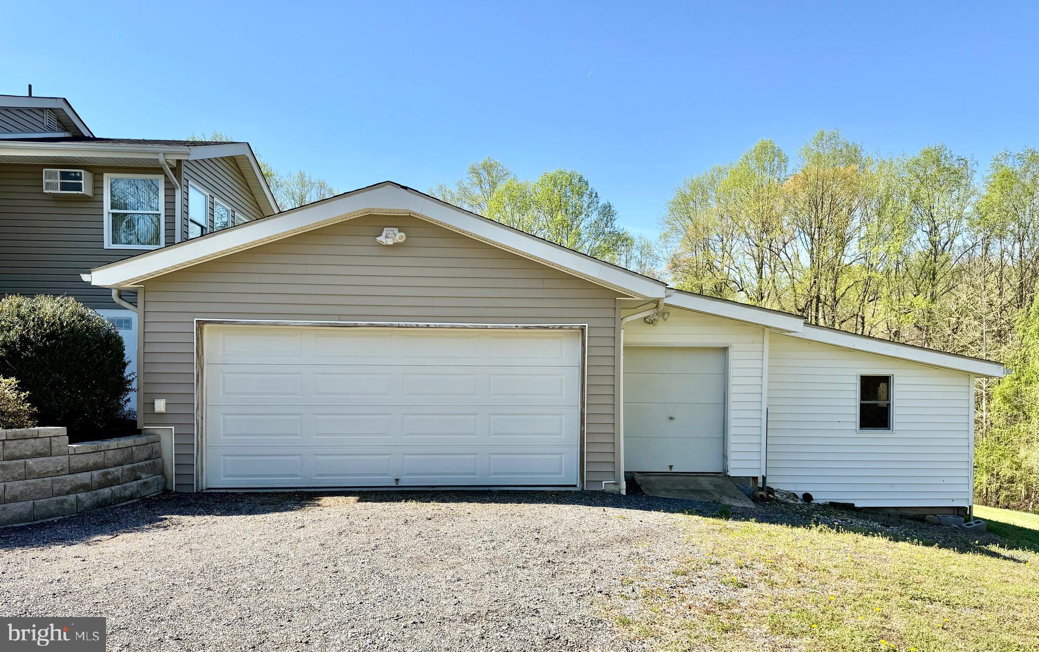 6740 Briscoe Turn Road Owings, MD 20736 - Photo 5 of 39 Garage
