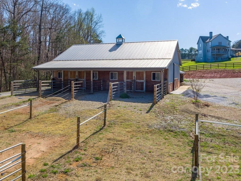 2428 Collinsville Road Columbus, NC 28722 - Photo 46 of 47 Gallery Image 46