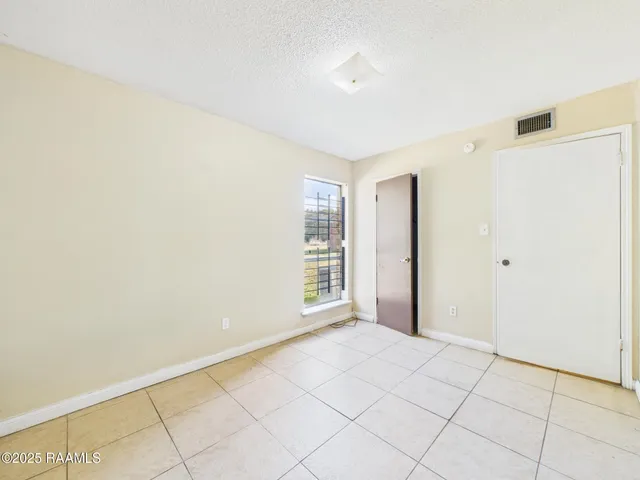 $600 | 102 Marigny Circle, Unit C, Duson, LA 70529