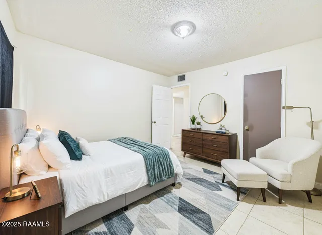 $600 | 102 Marigny Circle, Unit C, Duson, LA 70529