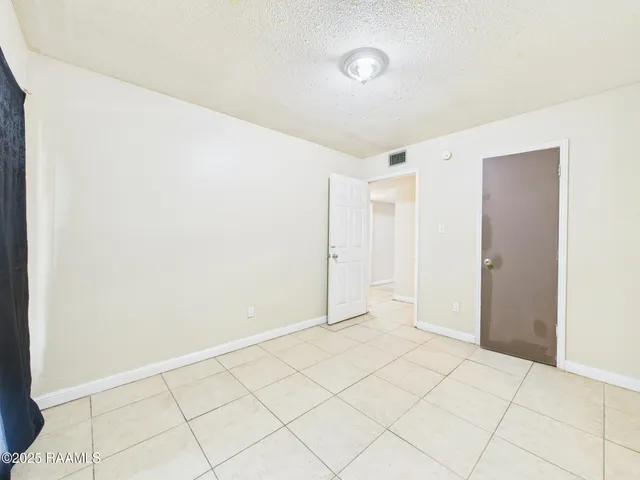 $600 | 102 Marigny Circle, Unit C, Duson, LA 70529