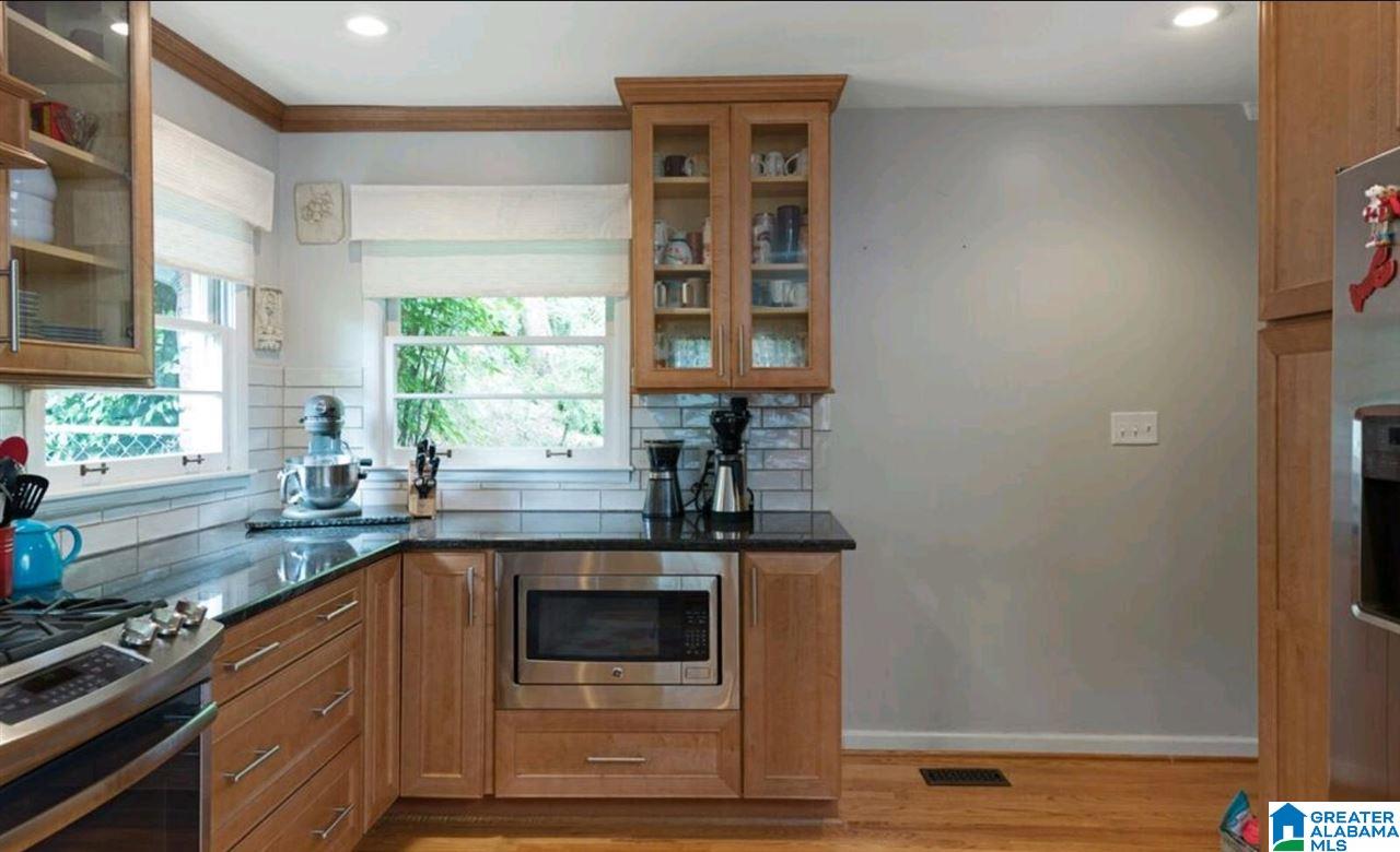 1332 Round Hl Road Birmingham, AL 35216 - Photo 4 of 20