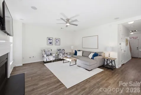 $449,900 | 2327 Whitford Lane, Charlotte, NC 28210
