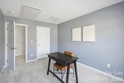 $449,900 | 2327 Whitford Lane, Charlotte, NC 28210