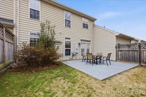 $449,900 | 2327 Whitford Lane, Charlotte, NC 28210
