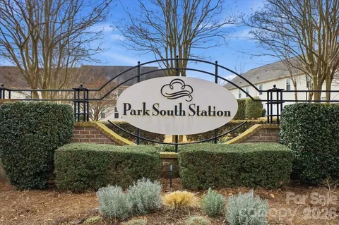 $449,900 | 2327 Whitford Lane, Charlotte, NC 28210