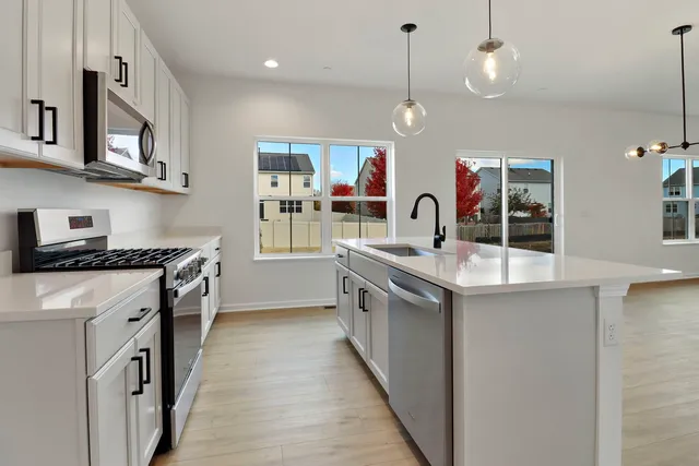 $549,744 | 2483 Olivia Court, Wauconda, IL 60084