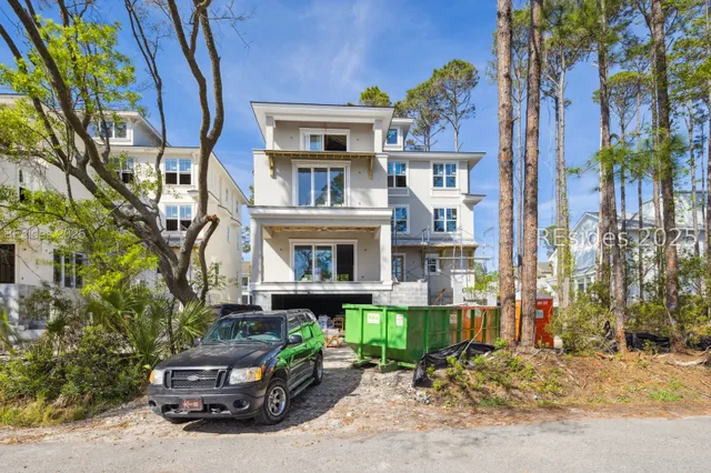 $3,500,000 | 15 Bradley Circle, Hilton Head Island, SC 29928