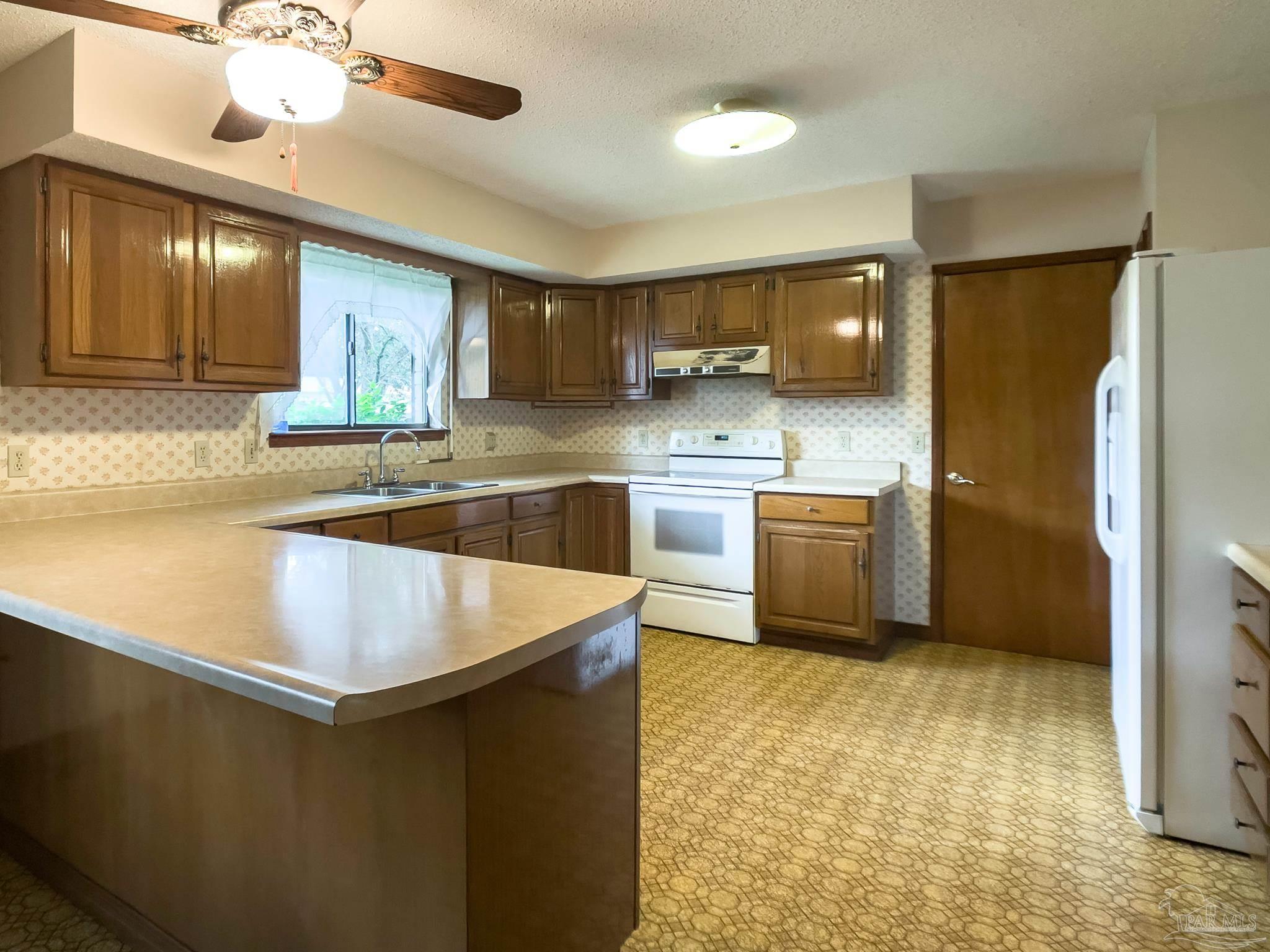 3444 Bo Peg Road Cantonment, FL 32533 - Photo 4 of 42 Gallery Image 4