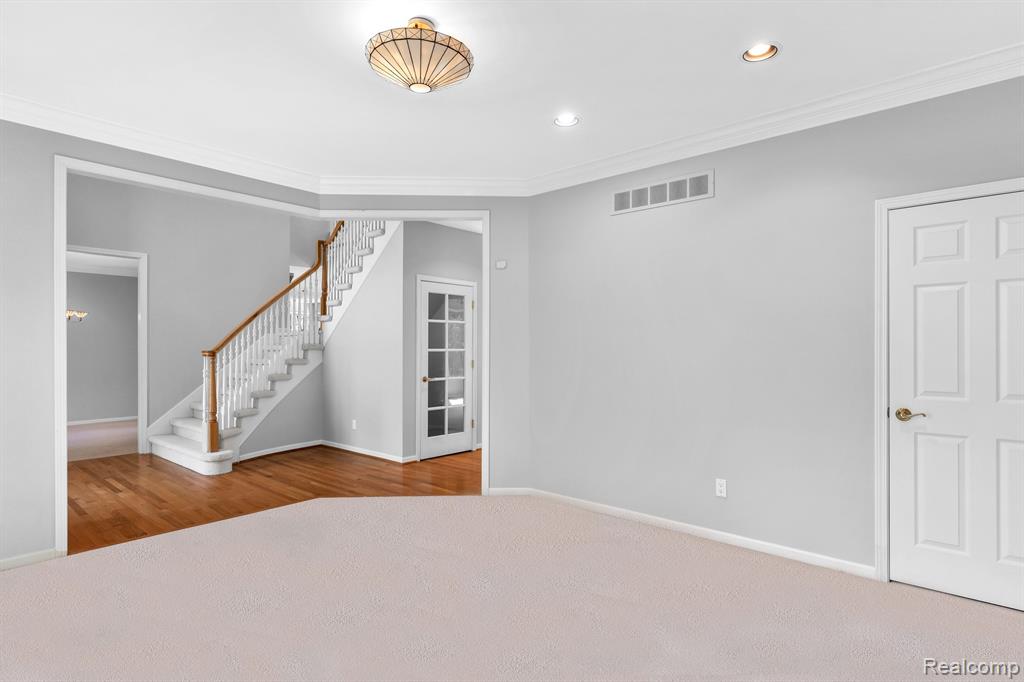 1691 Spring Creek Drive Rochester Hills, MI 48306 - Photo 10 of 78