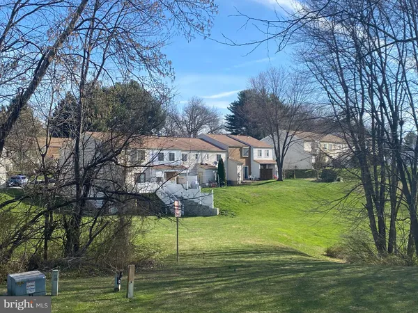 $1,900 | 4313 White Oak Court, Unit 4313, Hampstead, MD 21074