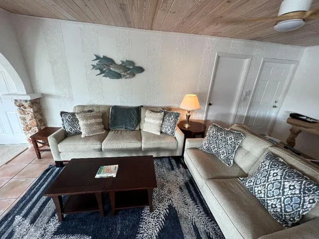 $8,000 | 1540 Lantana Lane, Big Pine Key, FL 33043