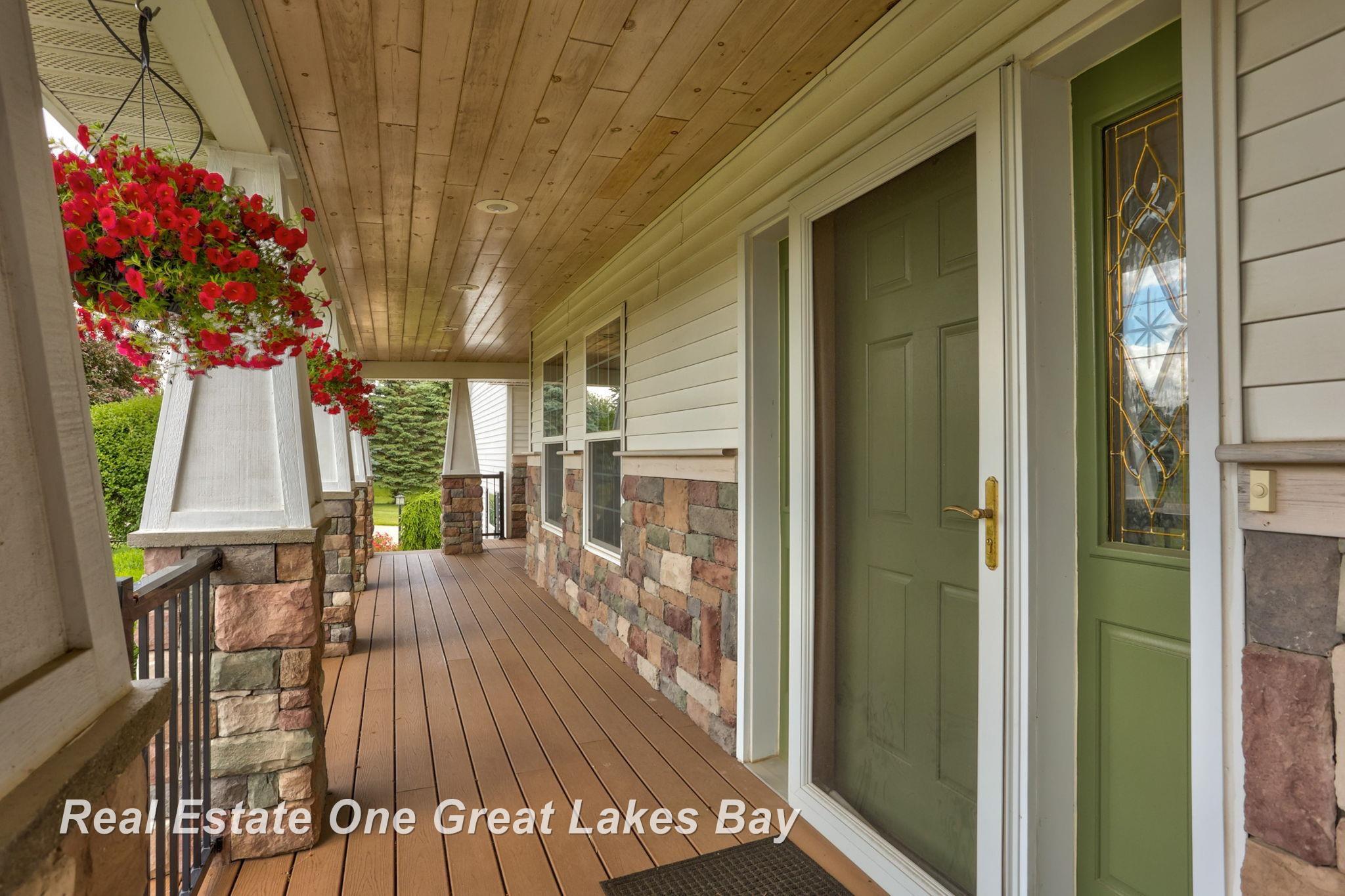 2530 North River Road Saginaw, MI 48609 - Photo 5 of 90