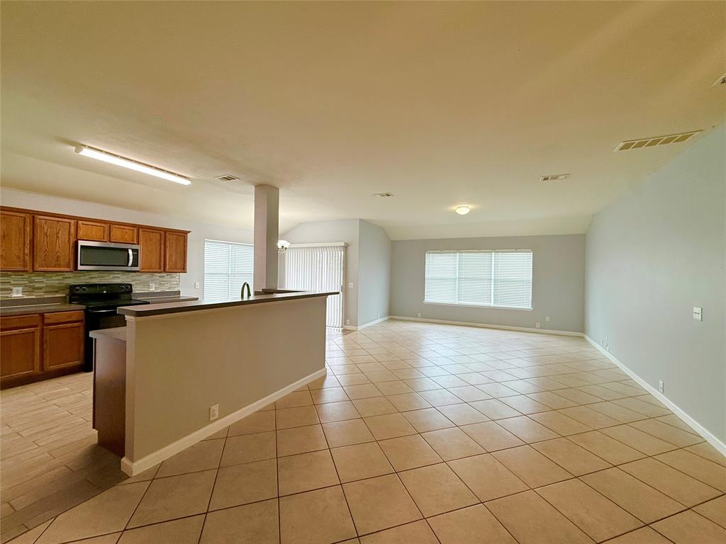 1705 Desperado Road Fort Worth, TX 76131 - Photo 7 of 20