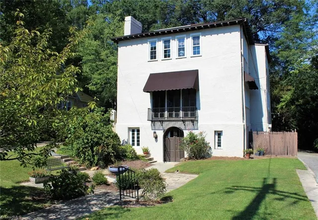 $775 | 408 Parkway Avenue, Unit A, High Point, NC 27262