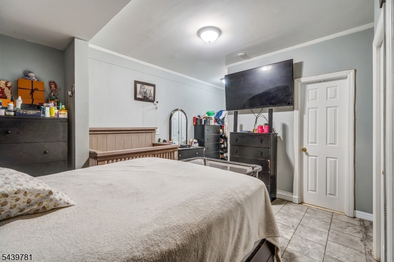 312 South Spring Street Elizabeth, NJ 07201 - Photo 8 of 24