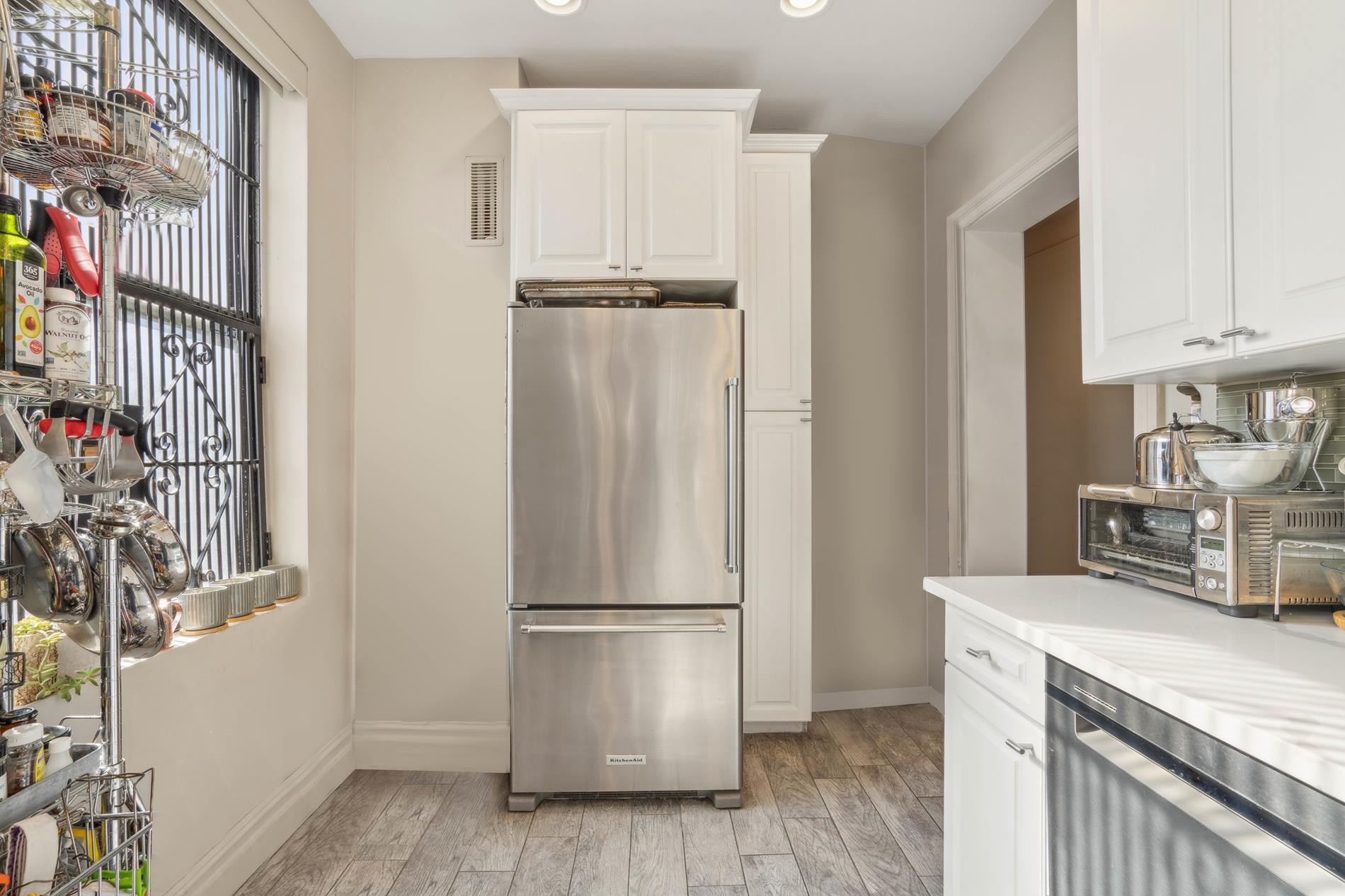 725 Riverside Drive, Unit 8D Manhattan, NY 10031 - Photo 3 of 11 Kitchen